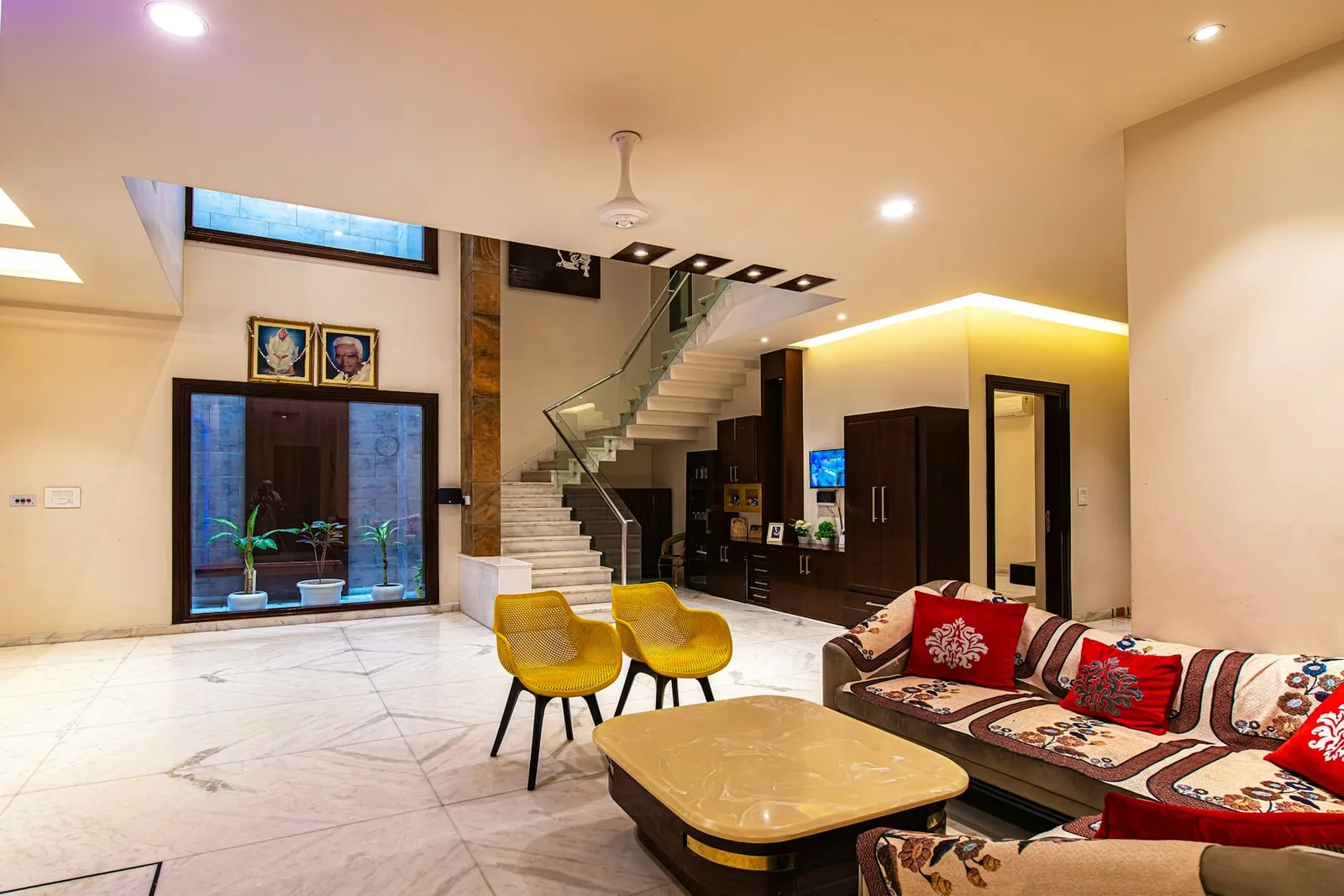 Living room renovation package by Home Reno
